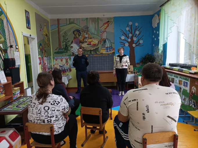 РОДИТЕЛЬСКОЕ СОБРАНИЕ РОДИТЕЛЬСКОЕ СОБРАНИЕ.